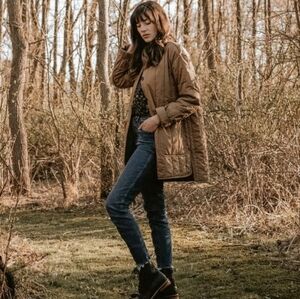 NWOT Everlane The Cotton Quilted Jacket Large. Camel. Perfect Condition